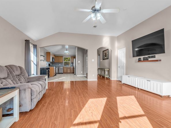 4908 Summer Rain Drive, Conroe TX 77303