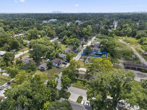 7335 Parkes Street, Houston TX 77088