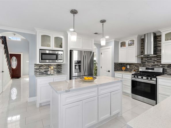 405 Mystic Trail Loop, Houston TX 77339