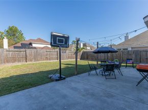 405 Mystic Trail Loop, Houston TX 77339