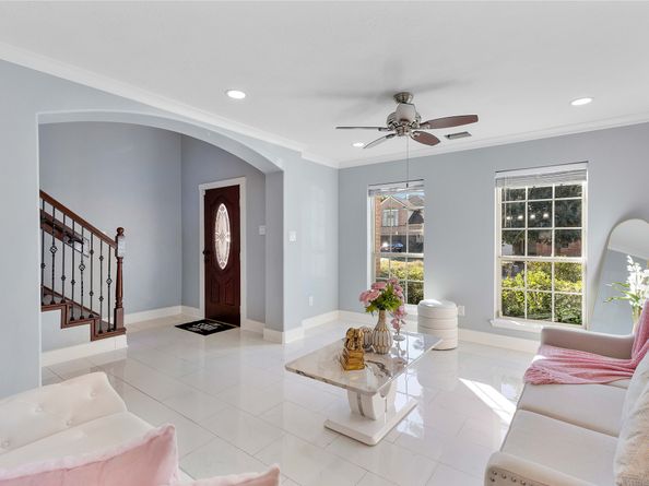 405 Mystic Trail Loop, Houston TX 77339