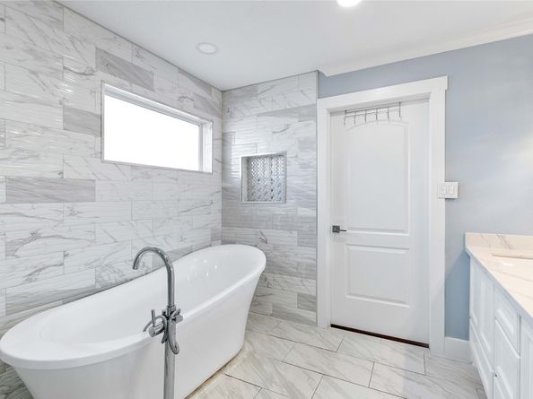 405 Mystic Trail Loop, Houston TX 77339