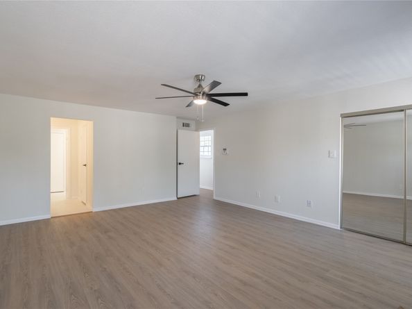 9850 Pagewood Lane 909, Houston TX 77042