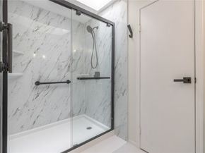 9850 Pagewood Lane 909, Houston TX 77042