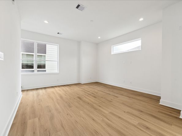 1650 W Tidwell Road, Houston TX 77091