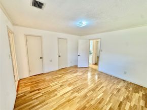 1915 Ashford Hollow Lane, Houston TX 77077