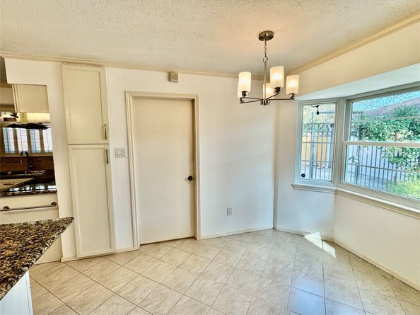 1915 Ashford Hollow Lane, Houston TX 77077