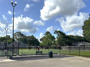 1915 Ashford Hollow Lane, Houston TX 77077