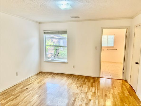 1915 Ashford Hollow Lane, Houston TX 77077