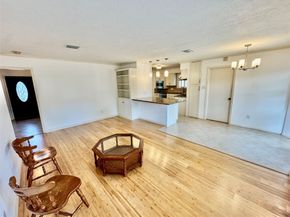 1915 Ashford Hollow Lane, Houston TX 77077