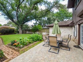 1915 Ashford Hollow Lane, Houston TX 77077