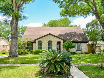 1915 Ashford Hollow Lane