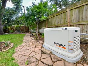 1915 Ashford Hollow Lane, Houston TX 77077