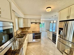 1915 Ashford Hollow Lane, Houston TX 77077