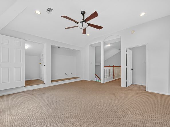 4742 Robins Way, Sugar Land TX 77479