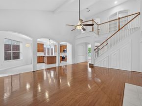 4742 Robins Way, Sugar Land TX 77479