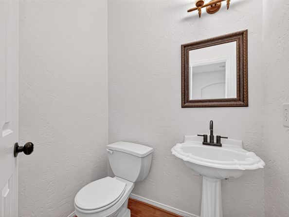 4742 Robins Way, Sugar Land TX 77479