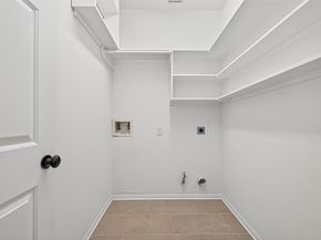 4742 Robins Way, Sugar Land TX 77479