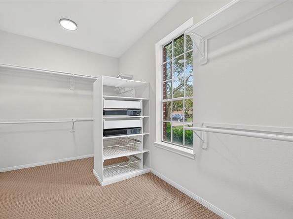 4742 Robins Way, Sugar Land TX 77479