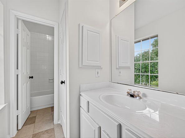 4742 Robins Way, Sugar Land TX 77479