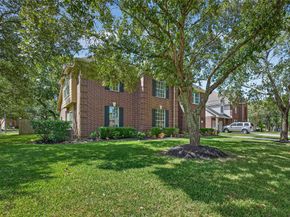 4742 Robins Way, Sugar Land TX 77479