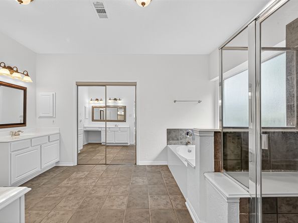 4742 Robins Way, Sugar Land TX 77479