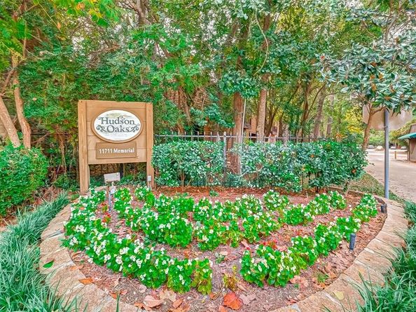 11711 Memorial Drive 129, Houston TX 77024