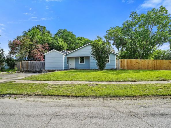 1615 Hiller Street, Houston TX 77015