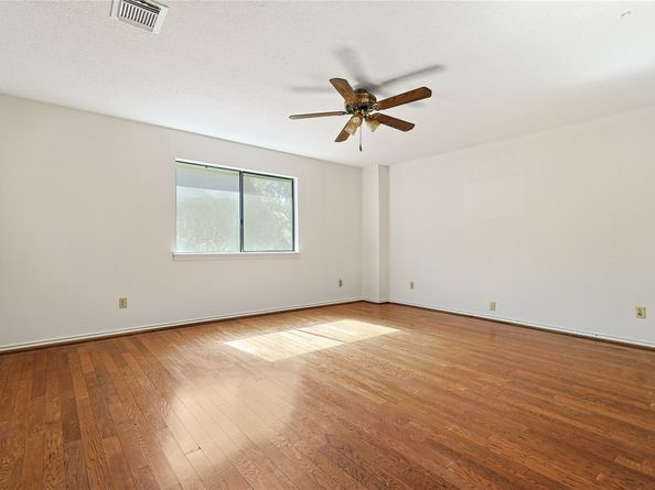 7331 Athlone Drive, Houston TX 77088