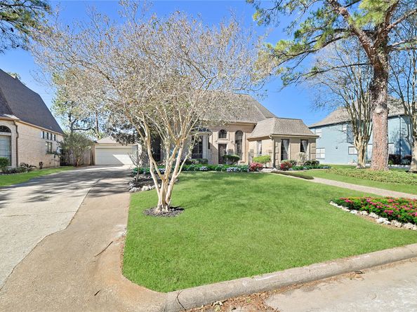 7331 Athlone Drive, Houston TX 77088