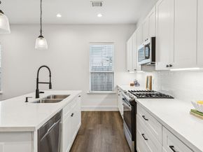 1230 Mcneil Street, Houston TX 77009