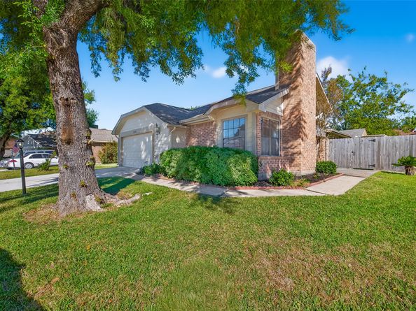 3131 Westwick Drive, Houston TX 77082