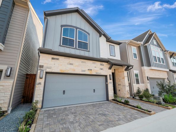 16043 Hayes Park Drive, Houston TX 77079