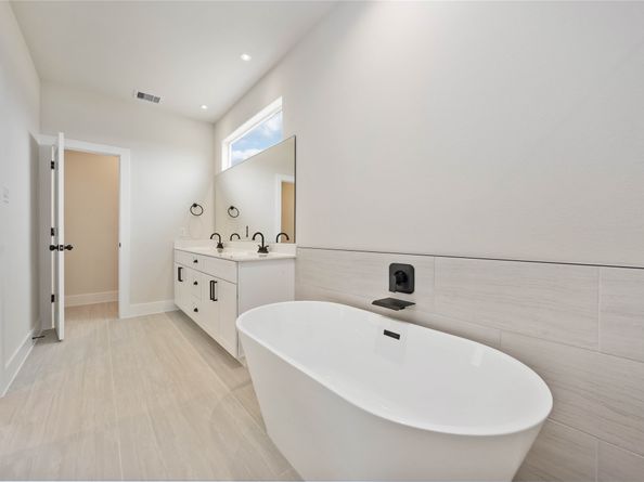 10616 Ashville Drive, Houston TX 77051