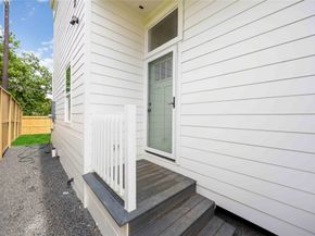 10616 Ashville Drive, Houston TX 77051