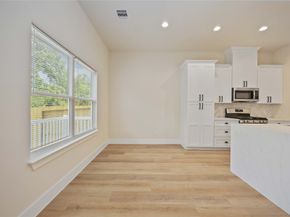 10616 Ashville Drive, Houston TX 77051