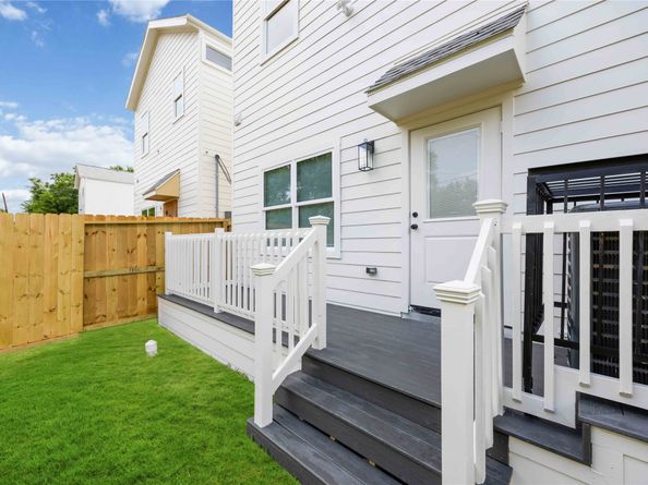 10616 Ashville Drive, Houston TX 77051