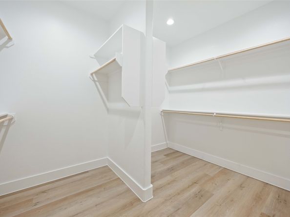 10616 Ashville Drive, Houston TX 77051