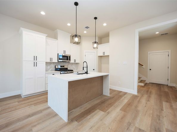 10616 Ashville Drive, Houston TX 77051