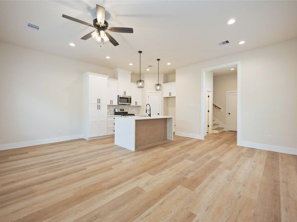 10616 Ashville Drive, Houston TX 77051