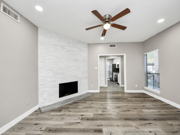 3722 Woodchase Drive, Houston TX 77042