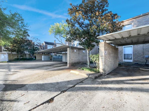 3722 Woodchase Drive, Houston TX 77042