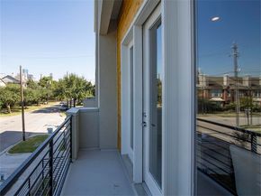 3003 La Branch Street, Houston TX 77004