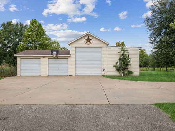 1535 Mulberry Street, Tomball TX 77375