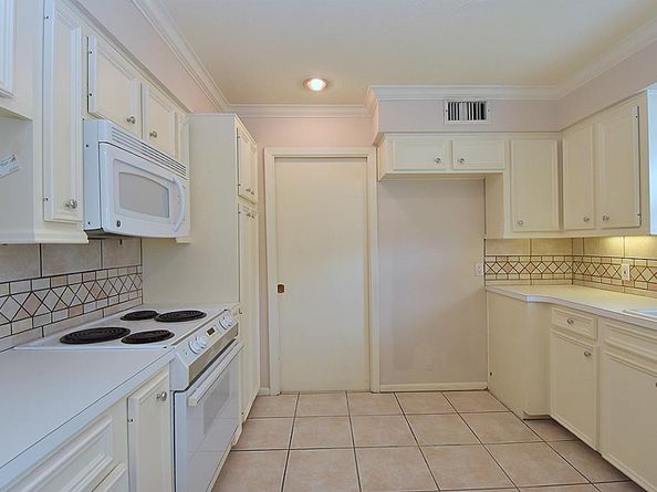 5103 Briarbend Drive, Houston TX 77035