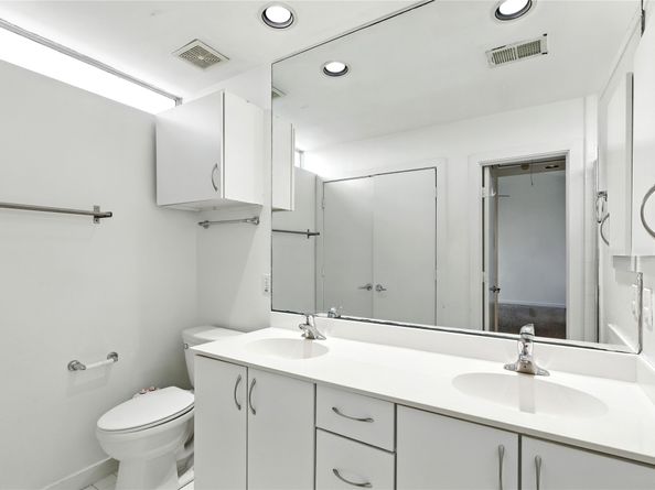 6128 Grand Boulevard, Houston TX 77021