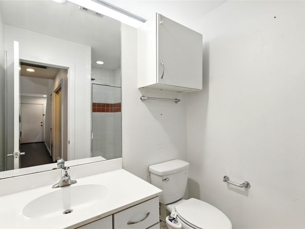 6128 Grand Boulevard, Houston TX 77021