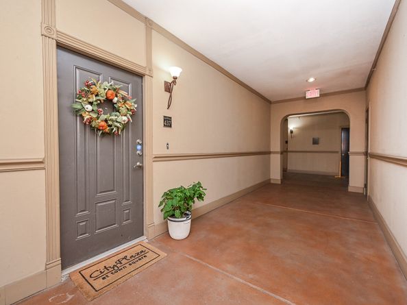 2299 Lone Star Drive 437, Sugar Land TX 77479