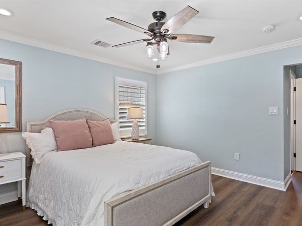 4410 Deer Lodge Drive, Houston TX 77018