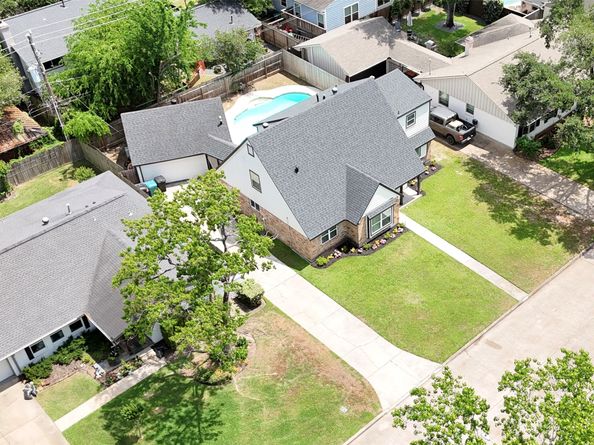 4410 Deer Lodge Drive, Houston TX 77018